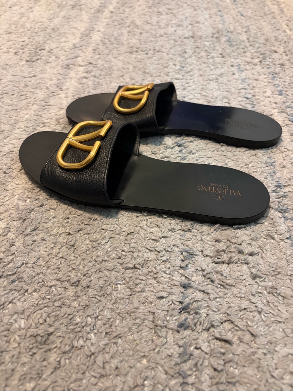 Valentino Garavani Black Leather VLogo Signature Flat Slide Sandals Size EU 42 U